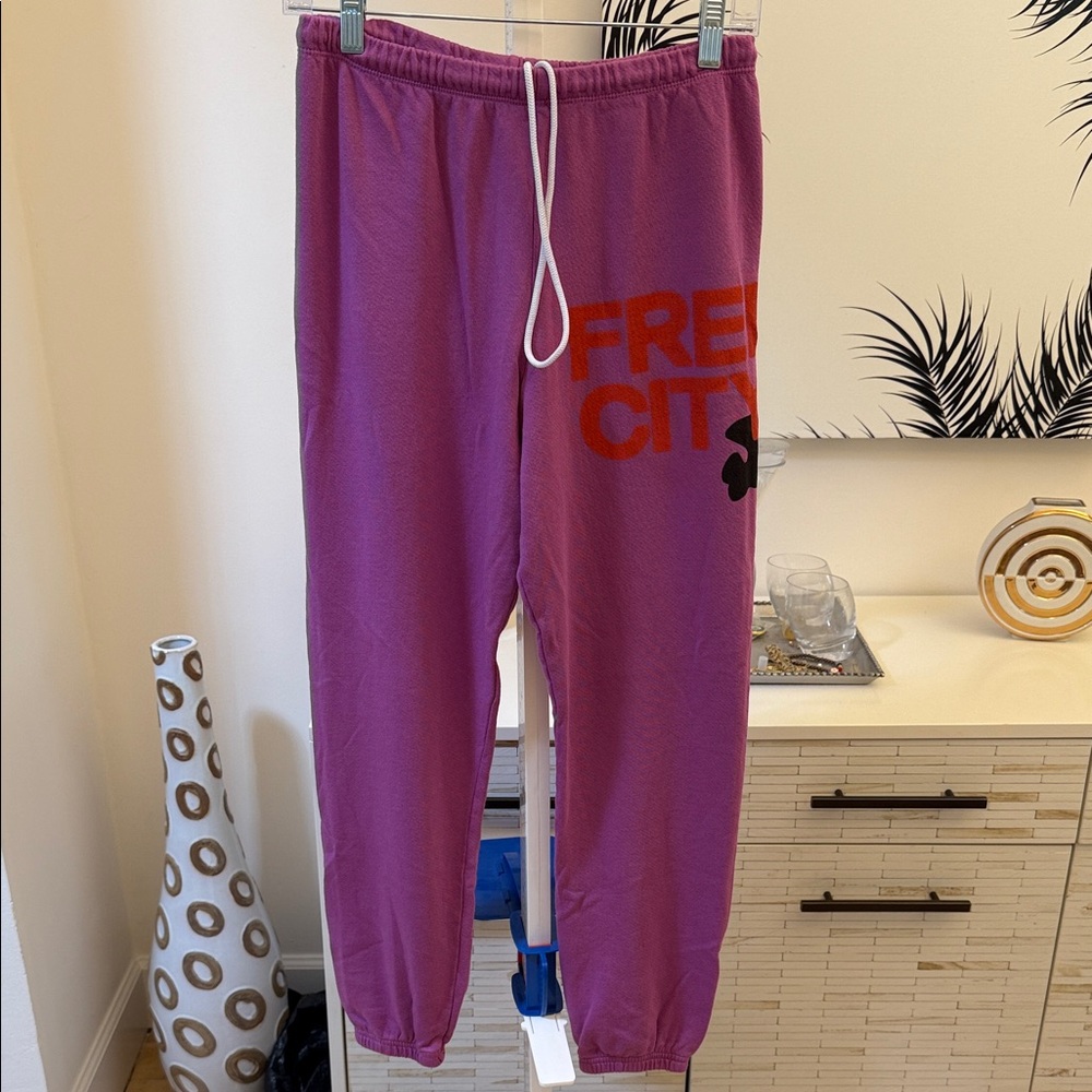 Freecity Sweatpants